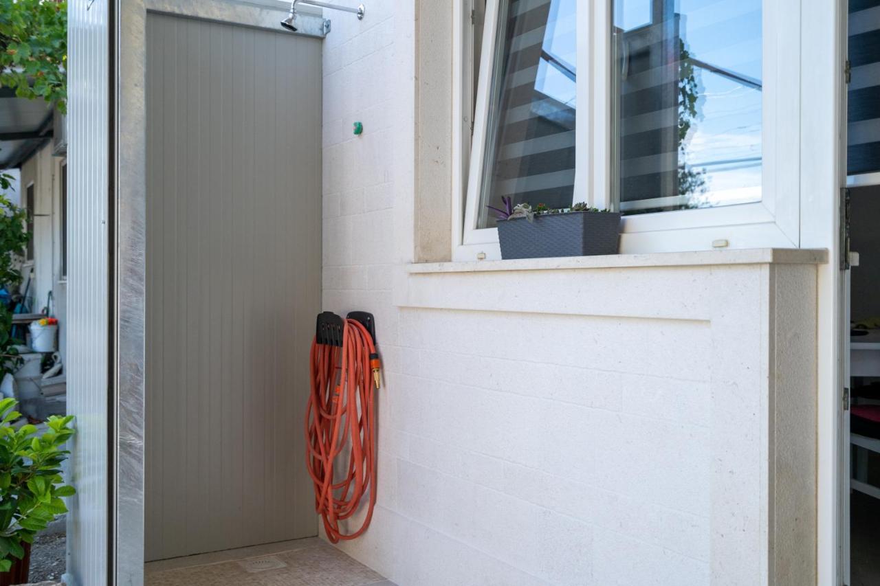 Apartman Dupin Dugi Rat Exterior foto